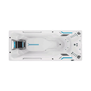 E700