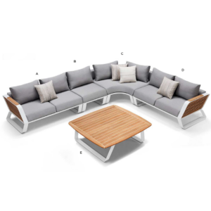 WING‎  <br> <span class="cant_plazas">BY PININFARINA‎</span>